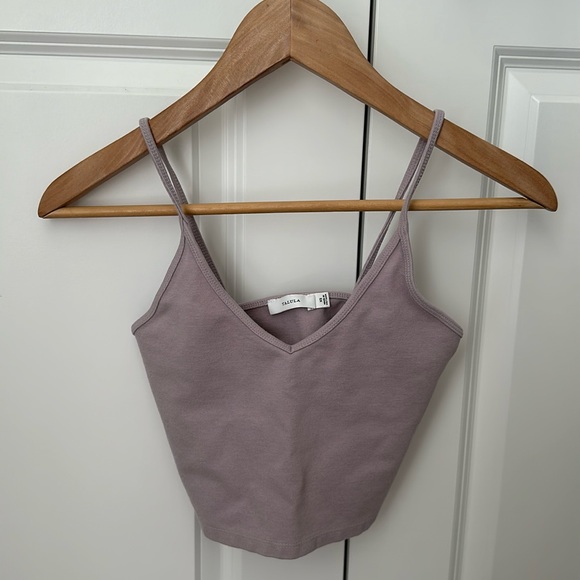 Aritzia Tank Top - Picture 1 of 3